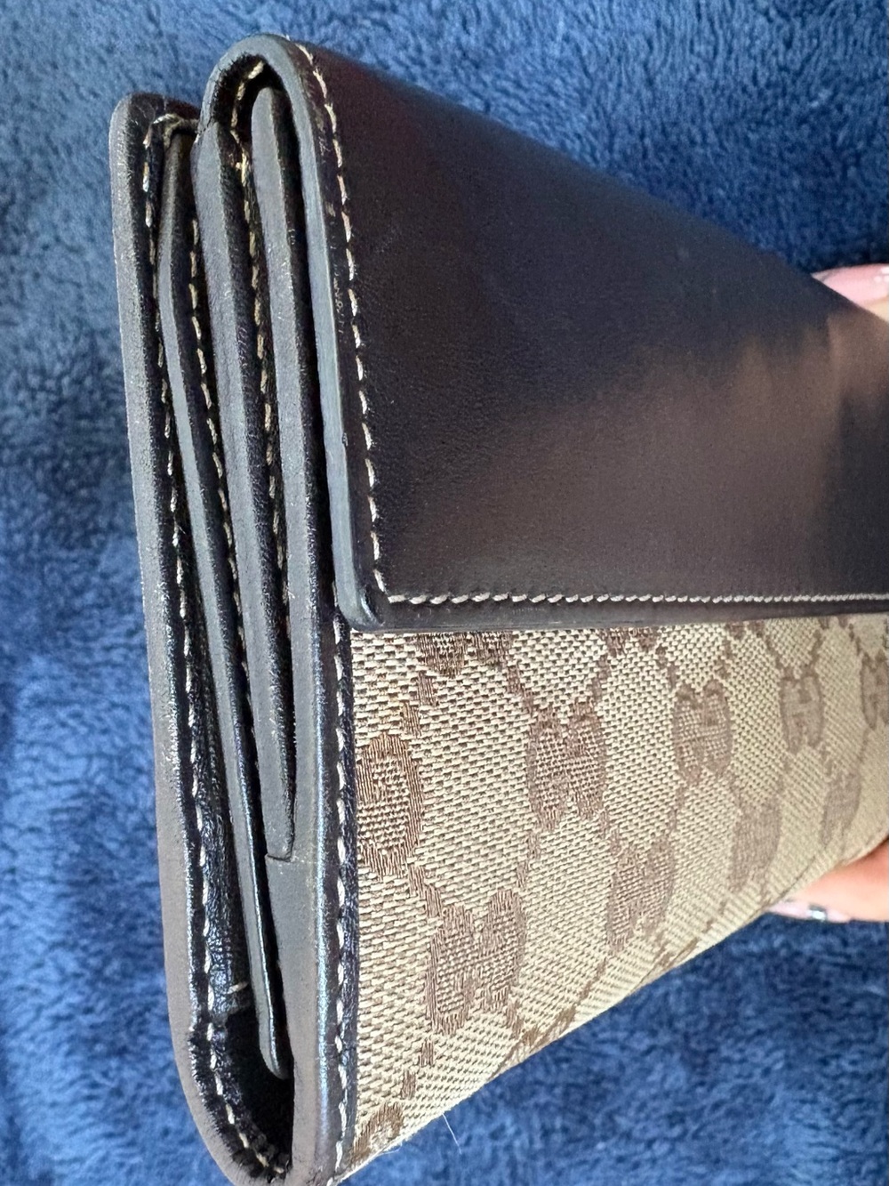 Gucci Beige Brown GG Canvas Wallet with Gold Heart Logo - Picture 9 of 9